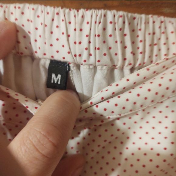 White with Red Polka Dots Vintage Style Full Skirt - Picture 4 of 4